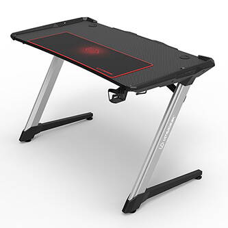 ULTRADESK Herní stůl RACER, 120X64 cm, 77 cm, RGB podsvícení, se 4 XXL podložkami pod myš, s 2 háky pro sluchátka