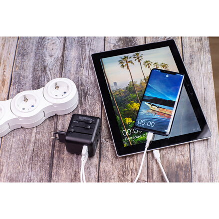 Verbatim, Cestovní adaptér univerzální World-to-World UTA-01 USB-A, černý, 12 W