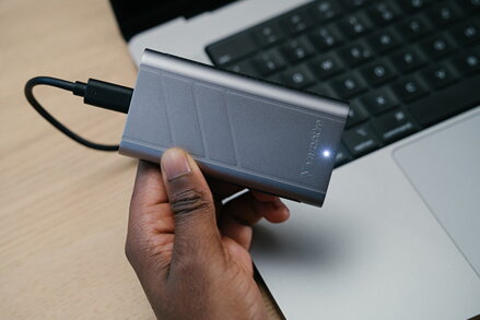 SSD Externí Verbatim TurboMetal SSD, 32022, 2000GB, Nero Backup, Stříbrná, obsahuje USB C, M.2, 2000 MB/s-R, USB C, 2000 MB/s-W
