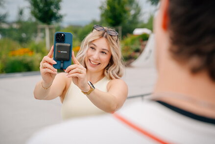 SSD Externí Verbatim SnapBack Magnetic SSD, 32061, 1000GB, Mocha Metallic, MagSave, 2x USB C kabel