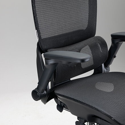Ultradesk INNOVATOR Kancelářské ergonomické křeslo, černé