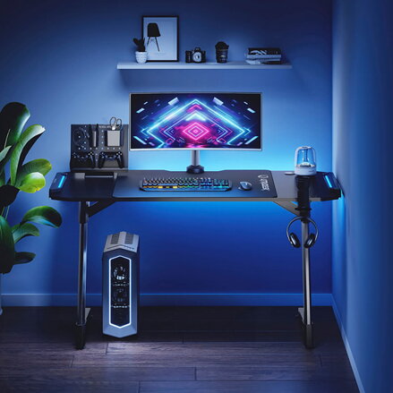 ULTRADESK Herní stůl SPACE XXL V2 BLACK, 144x70 cm, 75 cm, LED RGB podsvícení s dotykovým panelem, s XXL podložkou pod myš