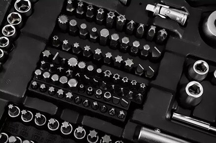 Sada nástrčných klíčů, 10-220, 220 ks, velikost 1/4, 1/2, 3/8, kufřík, NEO TOOLS