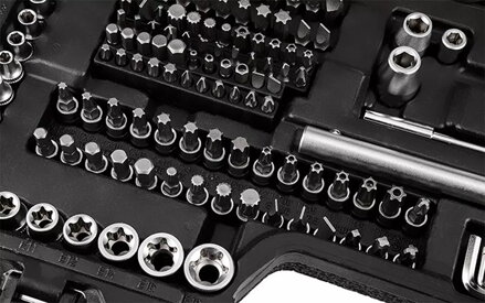 Sada nástrčných klíčů, 10-220, 220 ks, velikost 1/4, 1/2, 3/8, kufřík, NEO TOOLS