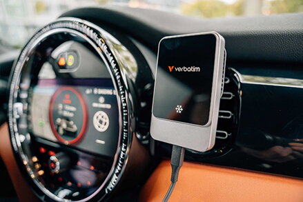 Verbatim držák mobilu do auta, s bezdrátovým nabíjením, technologie Qi, černá