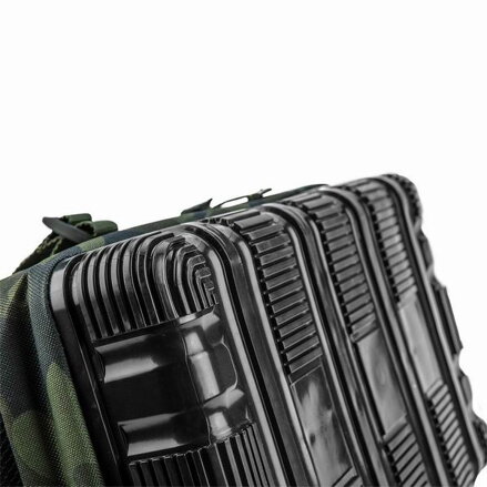Taška na outdoor 84-322, maskáčová z 600D polyester, voděodolné dno, nastavitelné popruhy typ