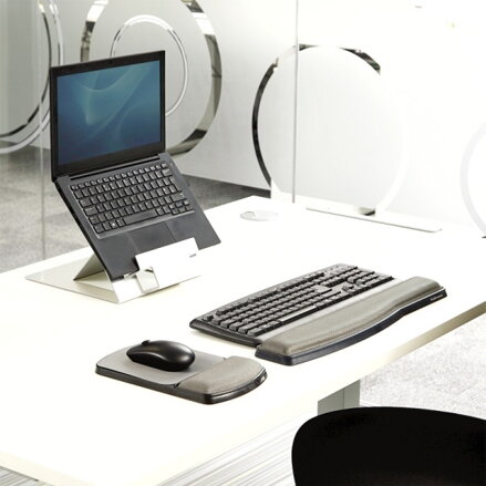 Podložka pod myš a zápěstí Fellowes nastavitelná, ergonomická, gelová, černá, 15.6x25 cm, 2.6 cm, Fellowes, textilní povrch