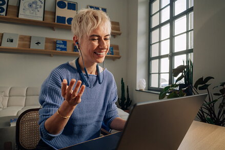 Verbatim TruSound Pro nákrčníková sluchátka, bezdrátová, modrá, USB-C