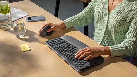 Logitech WAVE KEYS, klávesnice, US, ergonomická, bezdrátová, černá