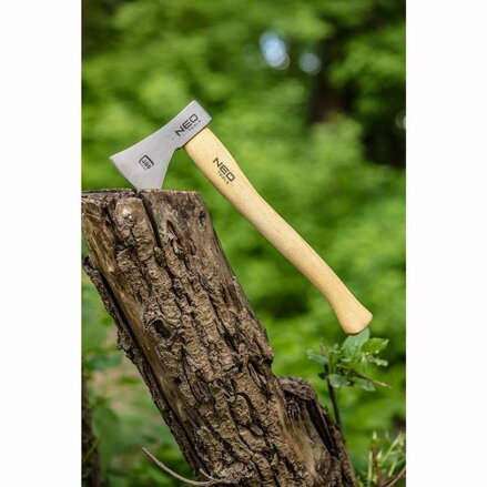 NEO TOOLS sekera 63-119, celková hmotnost 498g, hmotnost hlavy 400g, délka sekery 34.5cm