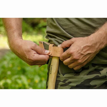 NEO TOOLS sekera 63-119, celková hmotnost 498g, hmotnost hlavy 400g, délka sekery 34.5cm